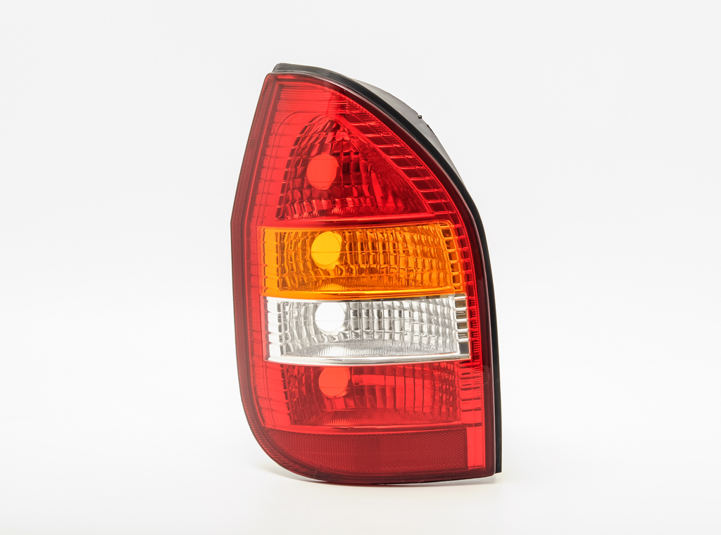 เสื้อไฟท้าย ZAFIRA 3สี / Tail lamp, 0911744