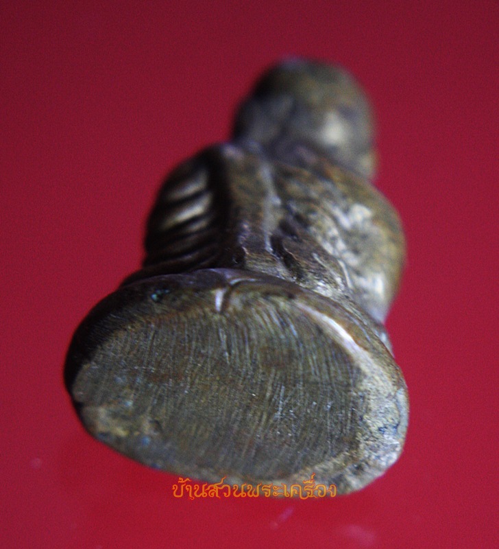 รูปหล่อหลวงพ่อเงิน วัดบางคลาน พิมพ์ขี้ตา ไม่ทราบปี (4)