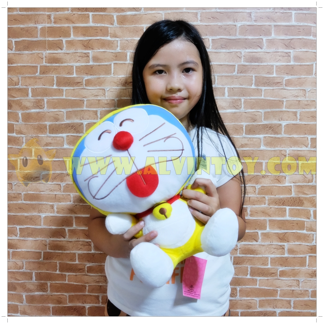 ตุ๊กตา โดราเอม่อน ชุดสับปะรด 12 นิ้ว