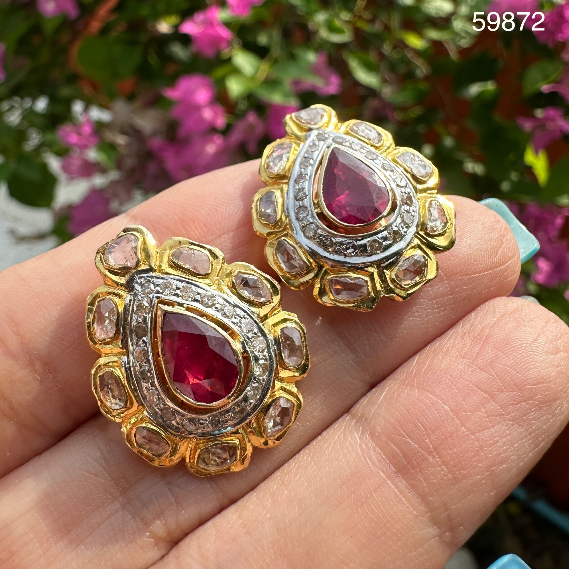 รหัส 59872 ต่างหู ทับทิม ทรงหยดน้ำ 2/3.34 ct ล้อมเพชรซีก ทอง14K นน.14.52 g