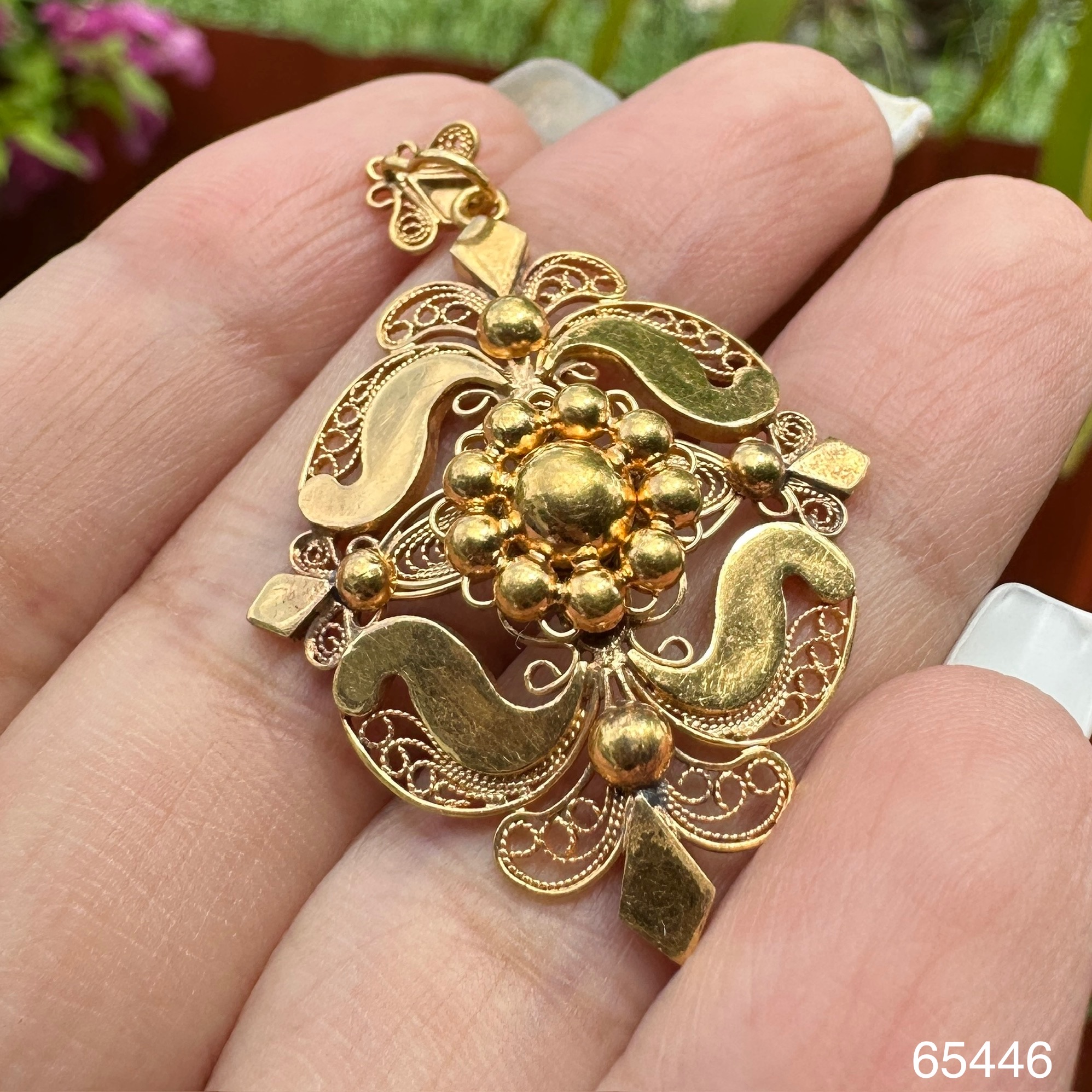 รหัส 65446 จี้ ทอง90 ฉลุลาย งานเก่า หลุดจำนำ น่าสะสม นน. 4.81 g