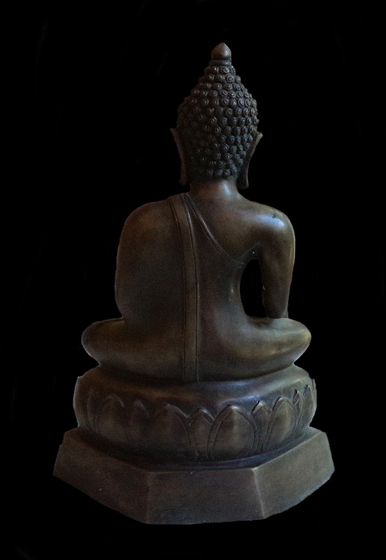 พระบูชา ศิลปะเชียงแสน ฐานดินไทย สูง16 นิ้ว ฐานกว้าง10 นิ้ว