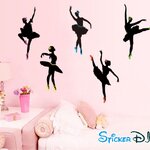 Transparent wall sticker สติ๊กเกอร์ติดผนัง นักบัลเล่ย์ (กว้าง120cm.xสูง110cm.)