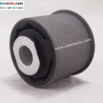 บู๊ชหิ้วเฟืองท้าย FORD ESCAPE , TRIBUTE / EC01-28-690B