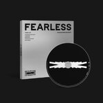 ( Pre-Order ) LE SSERAFIM 1st Mini Album Fearless ( Monochrome Bouquet ver ) วางจำหน่าย 2 / 5 / 2022