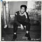 ( Pre-Order ) HOLIDAY 2nd Album Into My World วางจำหน่าย 28 / 10 / 2016