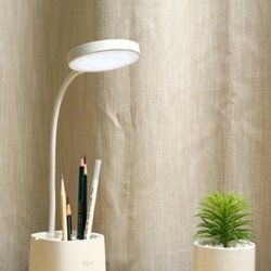 โคมไฟตั้งโต๊ะ พร้อมช่องใส่ของ LED 18 ดวง ไฟสีขาว ถนอมสายตา ปรับแสงได้ 3 ระดับ