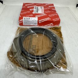 (แท้ศูนย์) ซีลเดือยหมู ลูกหลัง HINO FM227 / FM3M / HO7D ฮีโน่ ขนาด ใน 80 นอก 136 สูง 10 มิล เบอร์ SZ311-80004 ยี่ห้อ HINO MADE IN JAPAN