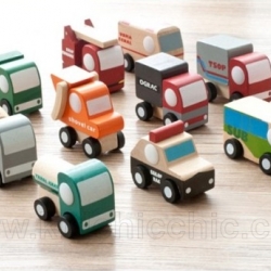 ชุดเล่นรถ(งานไม้) 12 คัน
