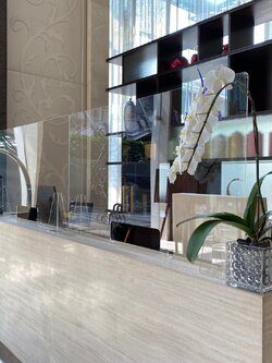 Acrylic Partition017