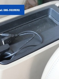 หรือถ้าอยากเป็นสายออกมาตรงที่ท้าวแขนก็สามารถทำให้ได้ครับ. ใช้ลอดสายมาได้เลย ไม่ต้องเจาะไม่ต้องแปลงใดๆทั้งสิ้น!!