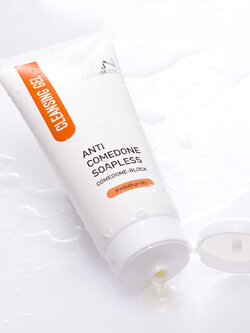Pan Anti Comedone Soapless Cleansing Gel 100g.เจลล้างหน้าสำหรับผู้มีสิว