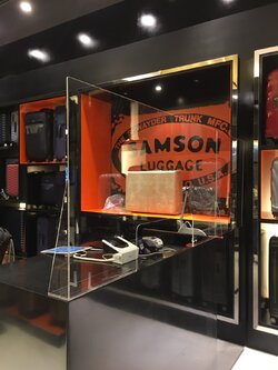 Acrylic Partition020