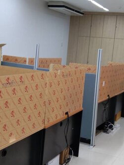 Acrylic Partition 045