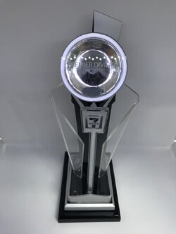 TROPHY044