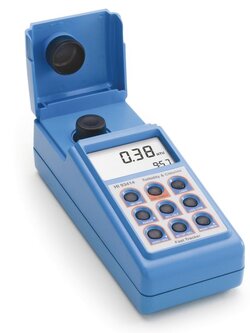 เครื่องวัดความขุ่นแบบพกพา HI93414 Turbidity Meter