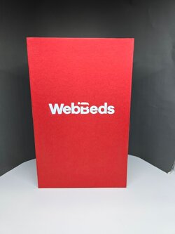 กล่องใส่โล่บุกำมะหยี่สีแดง 003