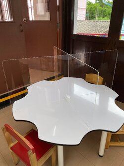 Acrylic Partition032