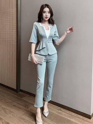 ชุดสปา ซาลอน พนักงานต้อนรับ สีเทาอ่อน สีดำ