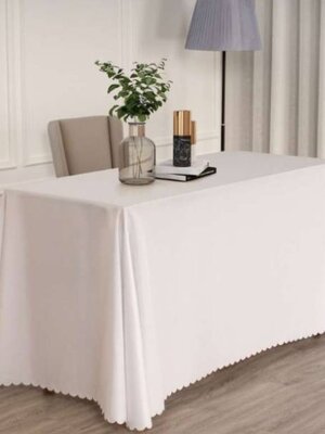 ผ้าคลุมโต๊ะสำเร็จรูป ผ้าคลุมโต๊ะโรงแรม