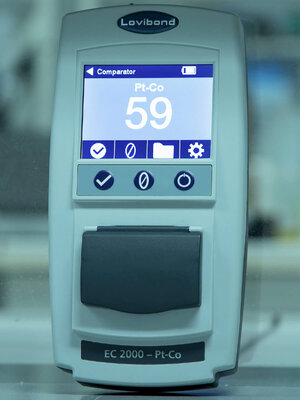 เครื่องวัดสี EC 2000 Pt-Co Tintometer Colour Measurement