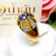 แหวนพลอยไพลิน Blue Sapphire หัวแหวนชูโดดเด่น ประดับตกแต่งด้วยเพชรแท้เพิ่มลวดลายให้น่ามอง บนตัวเรือนทองแท้ทั้งตัวเรือน
