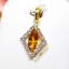 จี้บุษราคัม Yellow Sapphire ตกแต่งล้อมด้วยเพชรแท้ น้ำงาม ดีไซน์เป็นทรงหลามตัดของใพ่